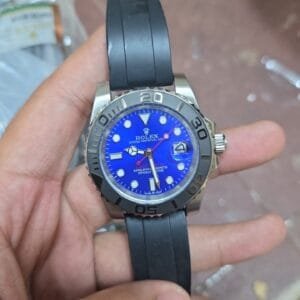Rolex Yacht-Master 40 Automatic Sapphire Glass blue dial black rubber strap