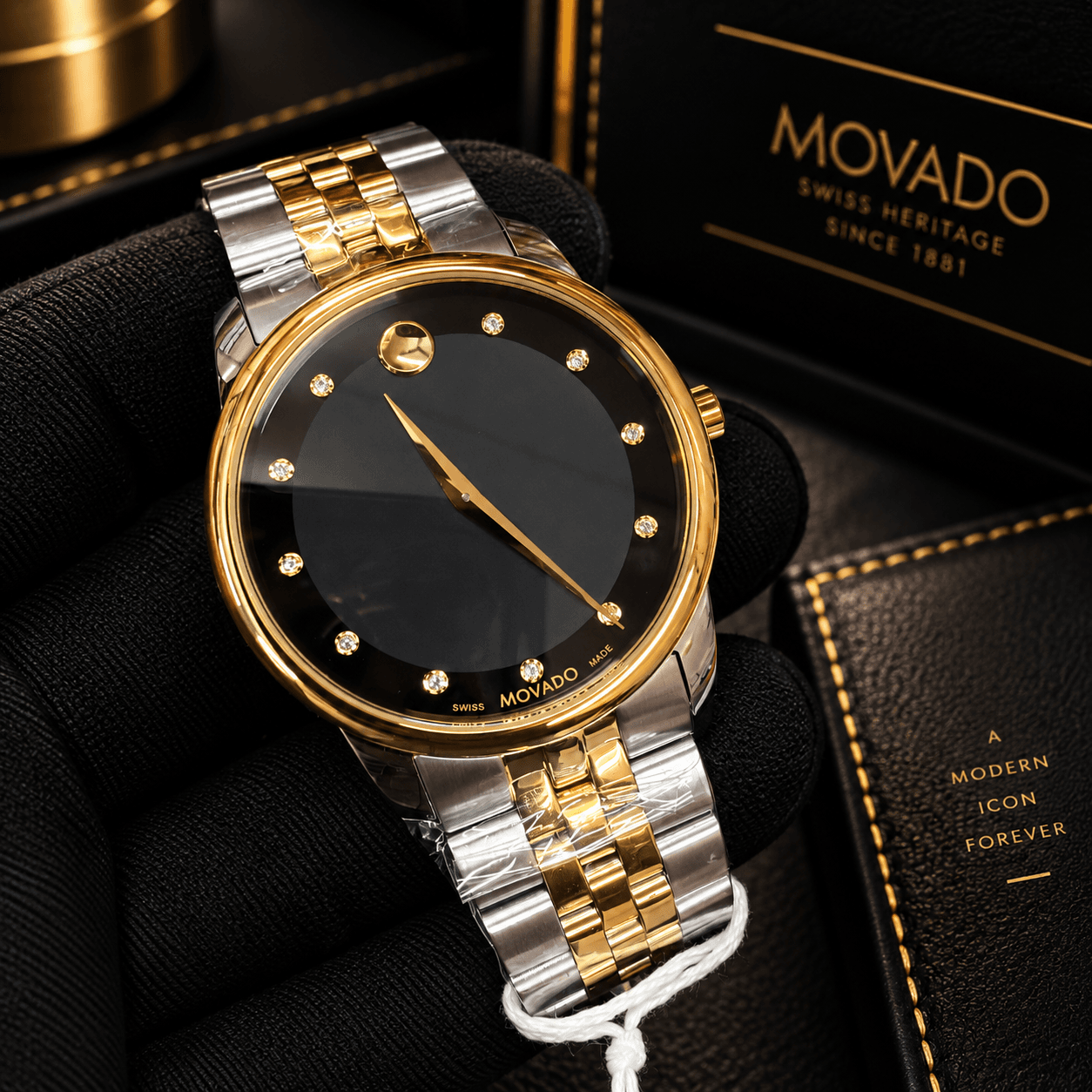 Movado Museum Classic 0607202 Black Dial Two-Tone Swiss Quartz Watch
